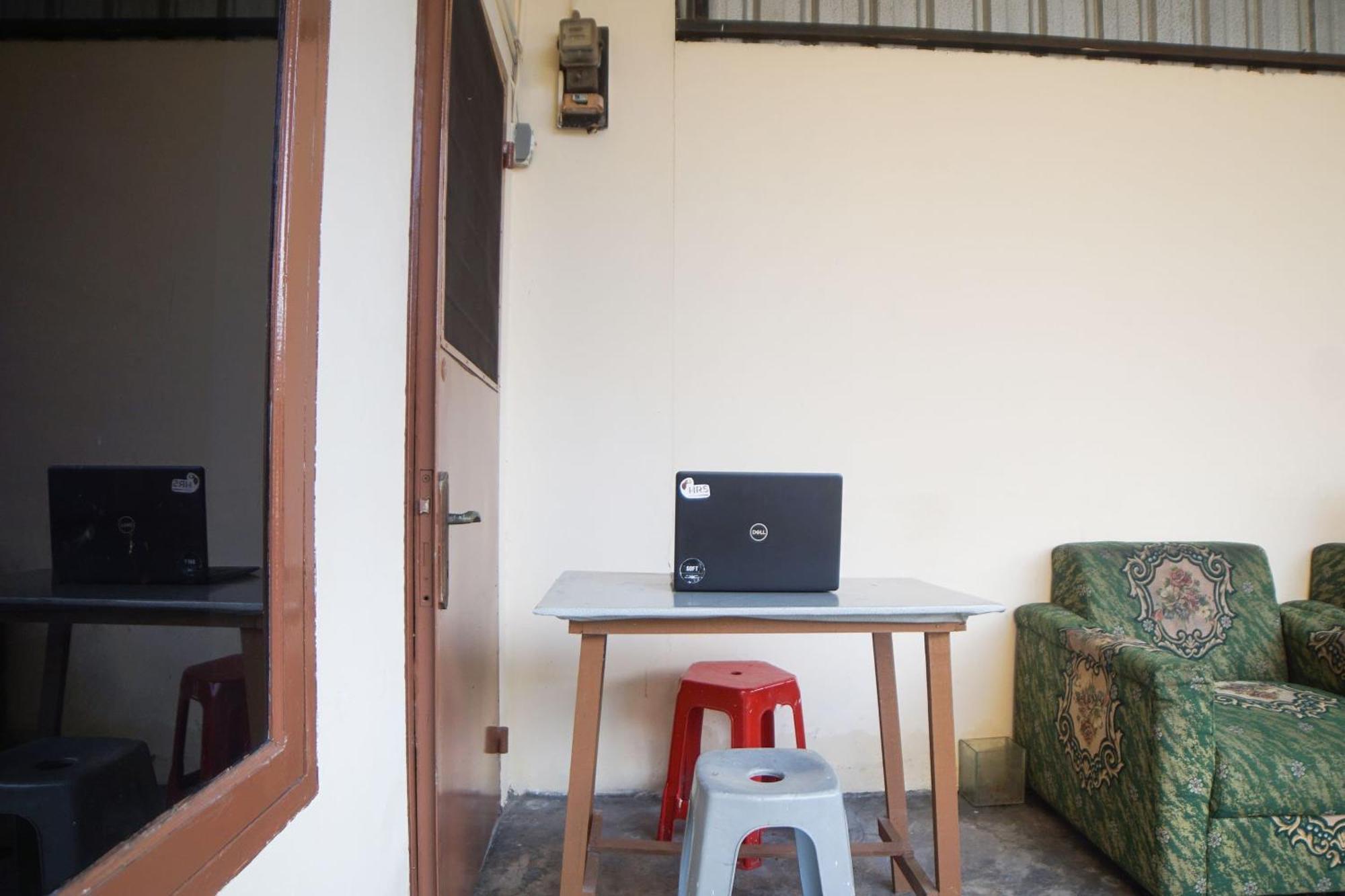 Hotel Spot On 91977 Kost Ketapang Syariah Medan